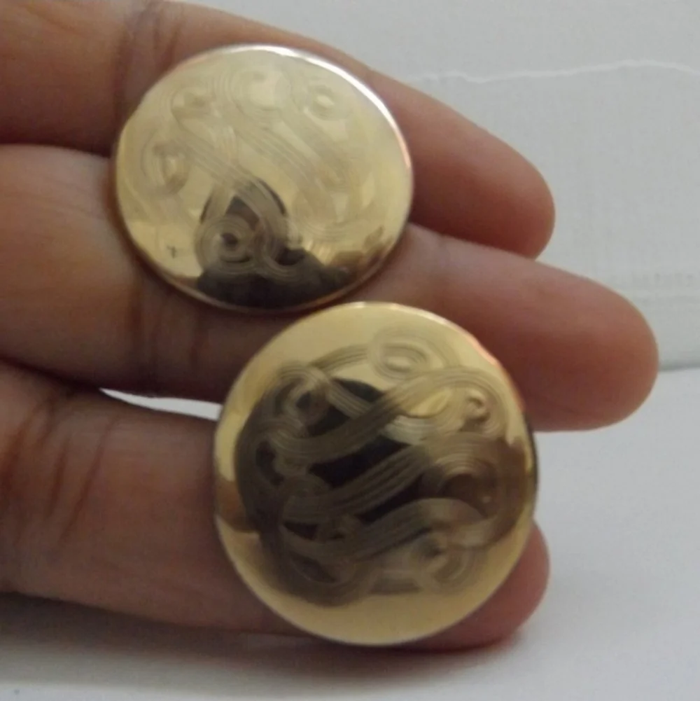 Vintage Signed Alice Swirl Design Gold Tone Monogram Cufflinks